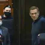 russie-l-opposant-alexei-navalny-condamne-a-plus-de-deux-ans-de-prison