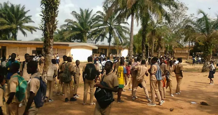 lycee-moderne-de-songon-apres-une-greve-d-une-semaine-la-reprise-des-cours-annoncee-demain-lundi-mais