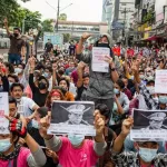 apres-la-destitution-de-la-presidente-les-nouvelles-autorites-durcissent-le-ton