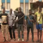 avec-des-lance-pierres-et-couteaux-ils-perturbent-les-cours-a-abobo