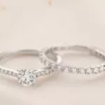 demande-en-mariage-une-jeune-fille-pique-une-crise-de-folie-video