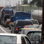 mort-par-balles-d-un-jeune-a-williamsville-des-emeutes-enregistrees-ce-mardi-matin-toutes-les-entrees-du-quartier-fermees