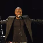 le-rappeur-francais-kery-james-devoile-ses-ecrits-etudies-en-cote-d-ivoire