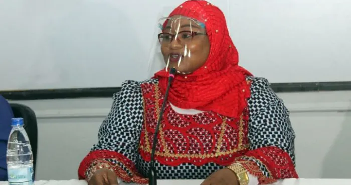 lancement-officiel-de-la-caravane-tyma-tour-de-l-ecrivaine-fatym-kaba-dans-les-etablissements-scolaires