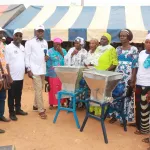 alain-richard-donwahi-en-campagne-pour-le-rhdp-dans-la-nawa