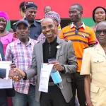 issia-la-mairie-signe-une-convention-avec-une-societe-de-courtage-en-assurance-pour-une-meilleure-prise-en-charge-medicale-du-personnel