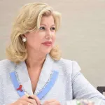 dominique-ouattara-pleure-hamed-bakayoko-son-fils-au-grand-coeur