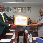 visite-au-centre-sportif-culturel-et-des-tics-ivoiro-coreen-apalo-toure-renforce-le-pacte-entre-la-gendarmerie-et-la-federation-de-taekwondo