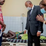 accident-de-circulation-a-ferkessedougou-patrick-achi-au-chevet-des-victimes