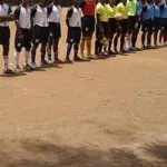 scandale-dans-un-centre-de-formation-a-abobo-un-coach-accuse-d-avoir-abuse-de-ses-joueurs-les-badauds-tentent-de-le-lyncher