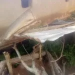prikro-une-tornade-decoiffe-un-batiment-de-l-ecole-d-un-village-de-nombreux-degats-materiels-signales