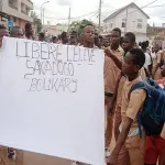 gagnoa-des-eleves-manifestent-pour-reclamer-la-liberation-du-coordonnateur-regional-de-la-fesci-surnomme-bic-rouge