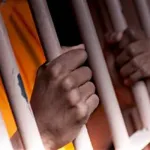 gagnoa-un-eleve-brouteur-se-fait-epingler-dans-une-agence-de-transfert-d-argent-et-prend-10-ans-de-prison-ferme