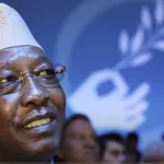 obseques-du-president-tchadien-marechal-idriss-deby-itno-a-recu-les-hommages-de-la-republique