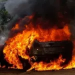 yopougon-un-taxi-communal-fonctionnant-au-gaz-explose-et-fait-3-victimes-dont-2-calcines