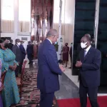 en-conseil-des-ministres-alassane-ouattara-fait-signer-une-charte-de-bonne-conduite-a-son-nouveau-gouvernement