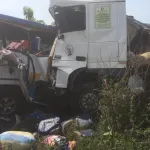 katiola-une-collision-entre-un-camion-de-transport-de-marchandises-et-un-minicar-fait-17-morts-14-personnes-dans-un-etat-grave
