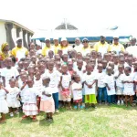 une-ong-soulage-500-enfants-a-bekouefin-axe-akoupe-abengourou