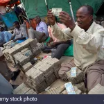 somaliland-incroyable-mais-vrai-le-seul-pays-au-monde-ou-on-vend-l-argent-dans-la-rue