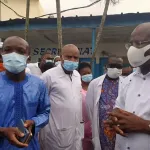 la-tornade-decoiffe-une-toiture-du-chr-d-agboville-le-ministre-de-la-sante-pierre-dimba-constate-les-degats