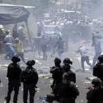 israel-un-conflit-entre-la-police-et-des-palestiniens-a-jerusalem-fait-plus-de-200-blesses