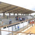 koumassi-le-ministre-danho-paulin-tombe-sous-le-charme-des-installations-du-stade-de-la-sogefiha-construit-par-cisse-bacongo