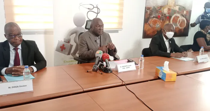 sante-les-cliniques-privees-menacent-d-augmenter-leurs-tarifs-des-2022-tout-sur-leurs-exigences-au-gouvernement