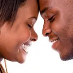 abobo-insecurite-un-eleve-de-4eme-attaque-un-couple-d-amoureux-arme-et-se-fait-tirer-dessus