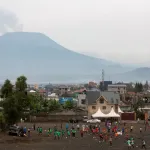 rd-congo-le-volcan-nyiragongo-entre-en-activite-la-ville-de-goma-evacuee