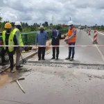 infrastructures-routieres-la-pose-des-joints-de-chaussee-des-ponts-d-ayaou-de-moossou-va-durer-8-semaines