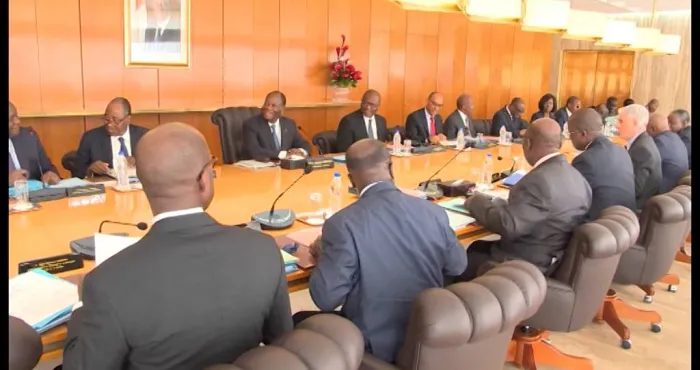 important-communique-la-presidence-ivoirienne-fait-le-point-sur-la-situation-securitaire-et-l-evolution-de-la-covid-19