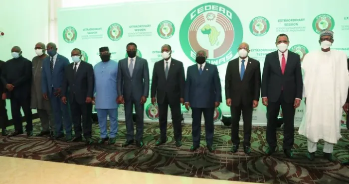 communique-sommet-des-chefs-d-etat-de-la-cedeao-sur-la-crise-au-mali