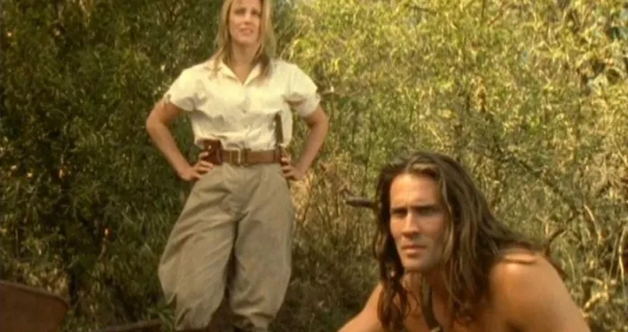 joe-lara-l-acteur-de-tarzan-est-mort-a-58-ans-dans-un-accident-d-avion-avec-son-epouse