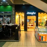 grand-bassam-la-surface-commerciale-sococe-attaquee-par-des-hommes-armes-le-coffre-fort-vide-de-plusieurs-millions-de-f-cfa