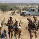 attaque-terroriste-au-burkina-faso-une-centaine-de-civils-tues-roch-kabore-decrete-un-deuil-national