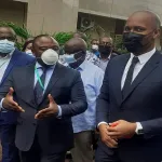 port-bouet-drogba-cree-l-emeute-a-la-mairie-ce-qu-il-est-alle-faire-chez-le-maire-emmou-sylvestre