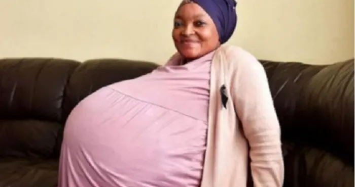 afrique-du-sud-une-mere-donne-naissance-a-dix-10-bebes-et-etablit-un-nouveau-record-mondial