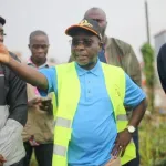 saison-des-pluies-le-ministre-bouake-fofana-invite-les-populations-ivoiriennes-au-civisme