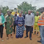 bitumage-de-l-axe-toumodi-agonda-les-travaux-livres-dans-6-mois-l-hommage-de-la-ministre-raymonde-goudou-au-president-ouattara