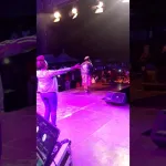 motown-gospel-africa-1ere-edition-l-artiste-invite-ada-ehi-met-le-feu-au-palais-de-la-culture