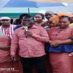 autonomisation-de-la-femme-kade-felix-a-promis-deux-tricycles-aux-femmes-de-yopougon-gesco-et-leur-a-offert-2000-complets-de-pagnes