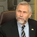 lutte-contre-le-terrorisme-l-ambassadeur-des-etats-unis-envoie-un-message-fort-au-pouvoir