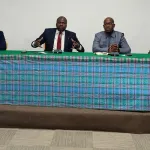 assurance-auto-la-poste-de-cote-d-ivoire-lance-le-produit-poste-assurances-avec-une-societe-de-courtage-et-un-groupe-d-assurance