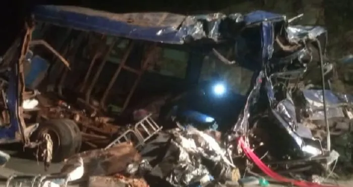 autoroute-du-nord-22-personnes-trouvent-la-mort-dans-un-accident-au-niveau-du-carrefour-tiassale