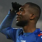 football-transfert-l-international-ivoirien-jean-eudes-aholou-passe-de-strasbourg-a-strasbourg