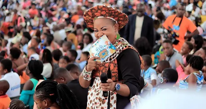 wozo-vacances-tata-nahomi-annonce-ne-plus-faire-partie-de-l-aventure-apres-huit-ans