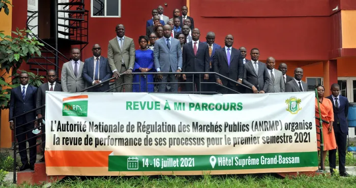 marches-publics-l-anrmp-passe-en-revue-la-performance-de-ses-processus-au-premier-semestre-2021