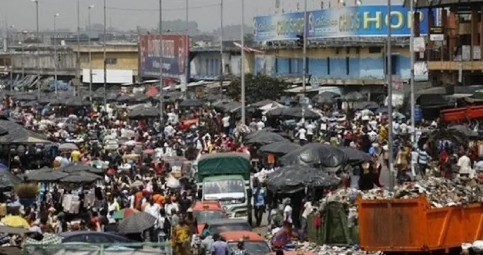 cote-d-ivoire-le-ministre-du-commerce-se-moque-des-ivoiriens-gbagbo-donne-une-lecon-d-humilite-a-la-classe-politique