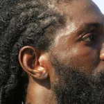 togo-emmanuel-adebayor-demande-la-liberation-de-deux-artistes-qui-l-accusent-d-avoir-truque-un-compteur-electrique