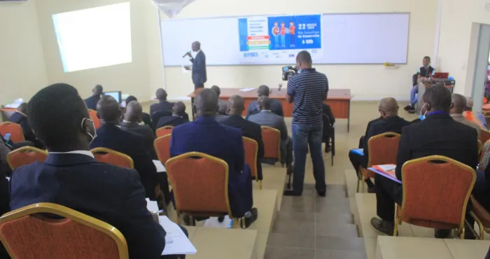 cote-d-ivoire-une-journee-annuelle-des-stages-et-d-insertion-professionnelle-ouverte-a-l-intention-des-diplomes-au-pole-scientifique-de-bingerville